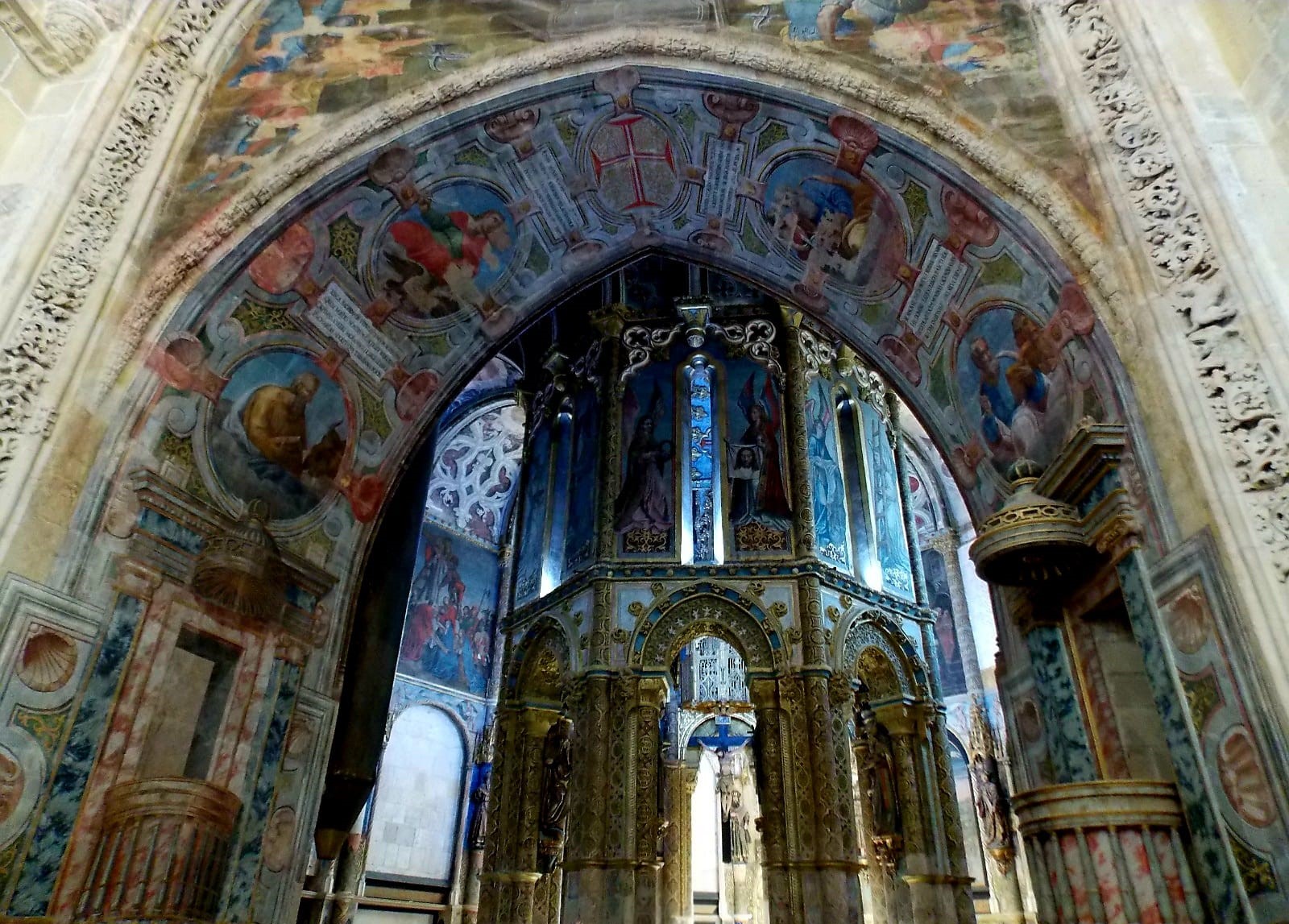 Interior da Charola do Convento de Cristo