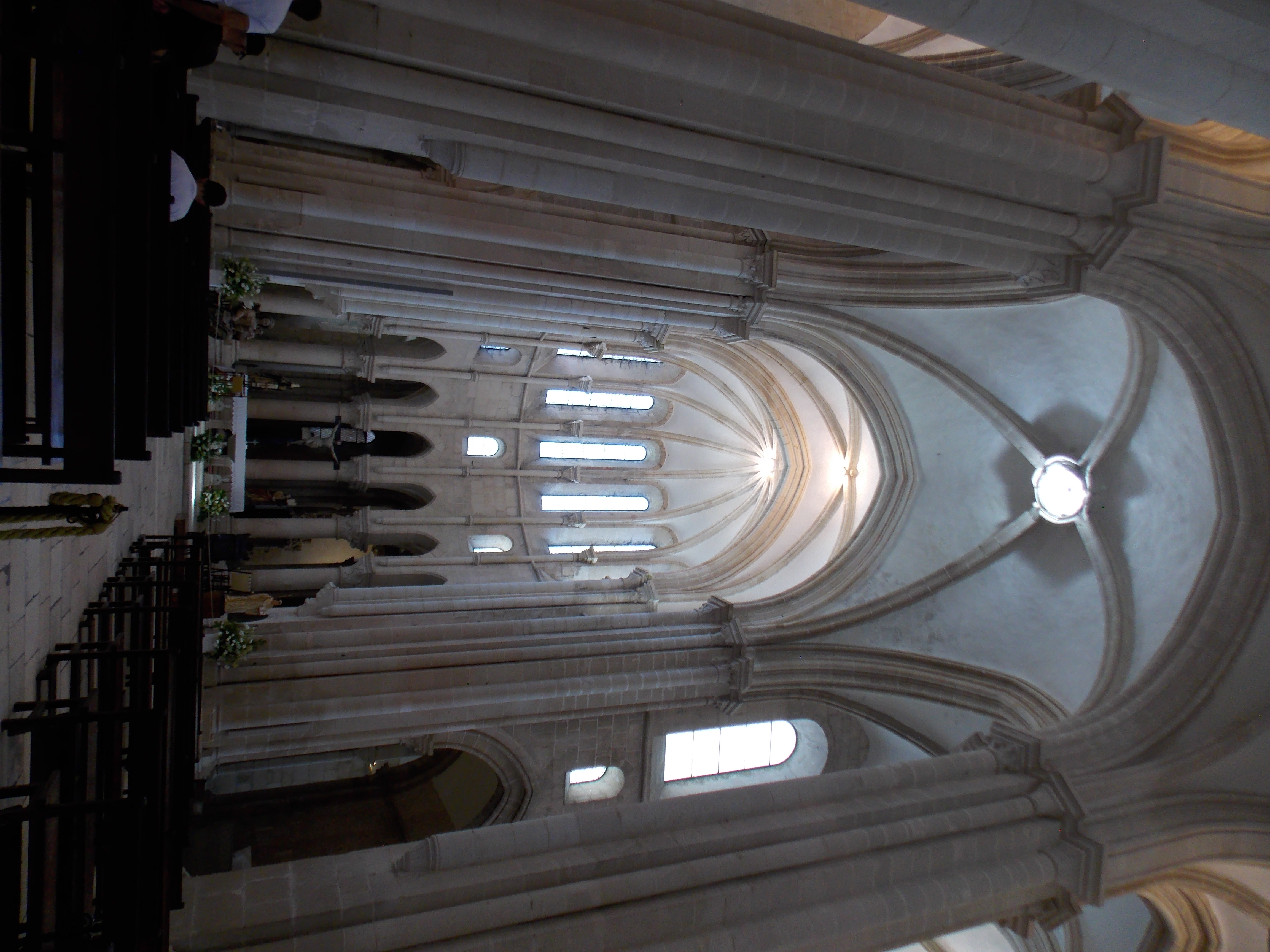 Interior da Igreja de Santa Maria do Mosteiro de Alcobaça